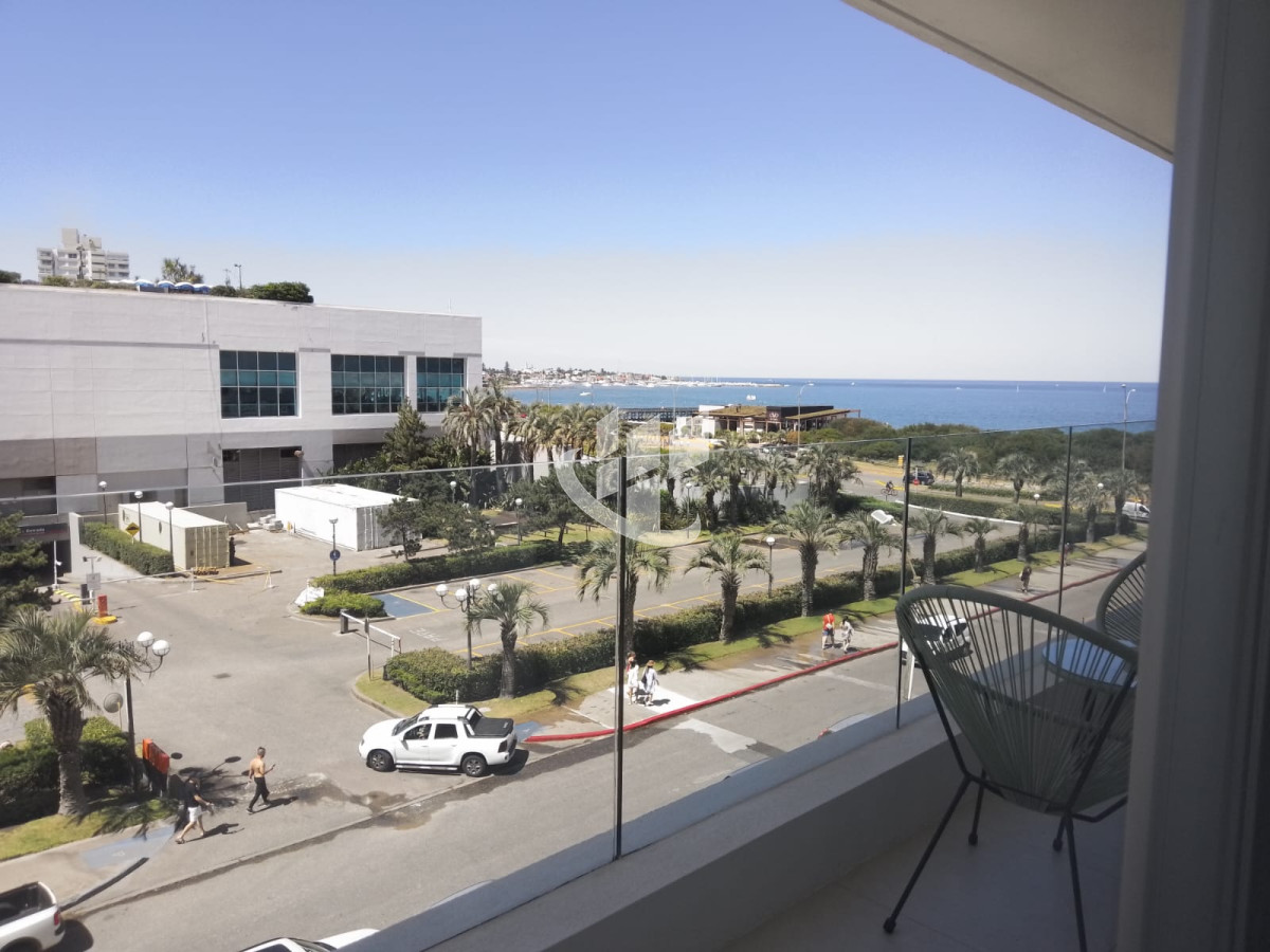 Apartamento ID.150 - Venta de Apartamento 1 DORMITORIO en Punta del Este, Playa Mansa 