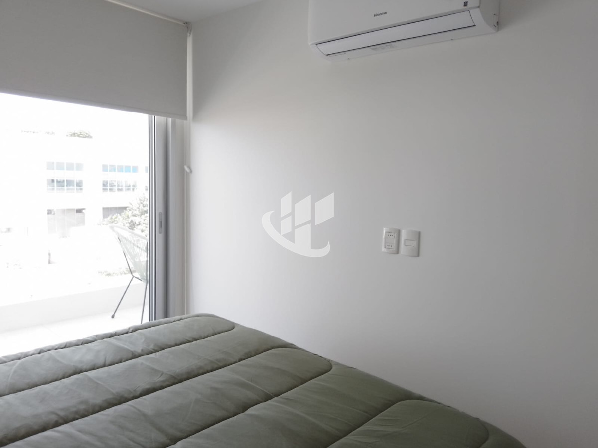 Apartamento ID.150 - Venta de Apartamento 1 DORMITORIO en Punta del Este, Playa Mansa 