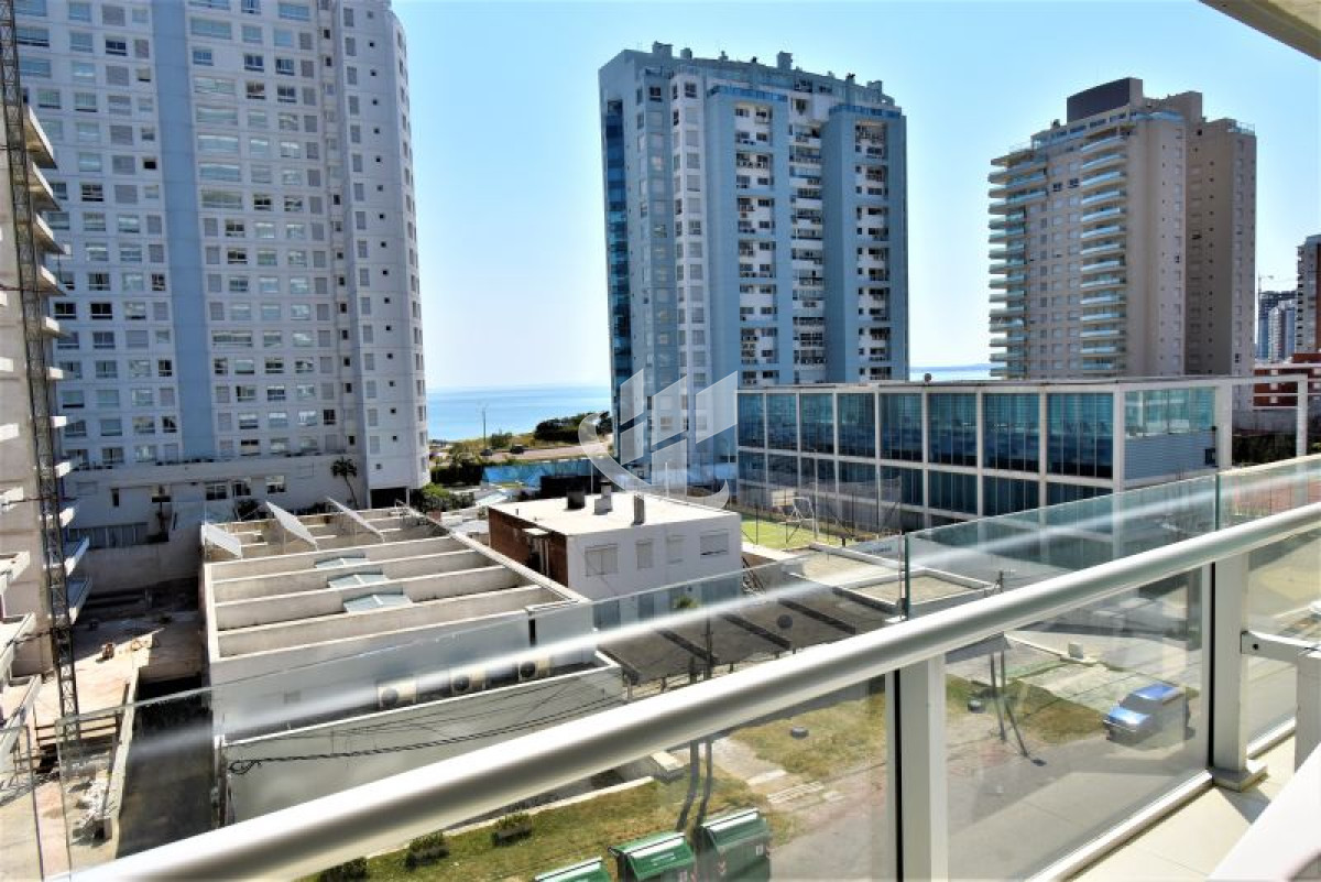 Apartamento ID.153 - Apartamento en alquiler temporario Playa Mansa 2 dormitorios