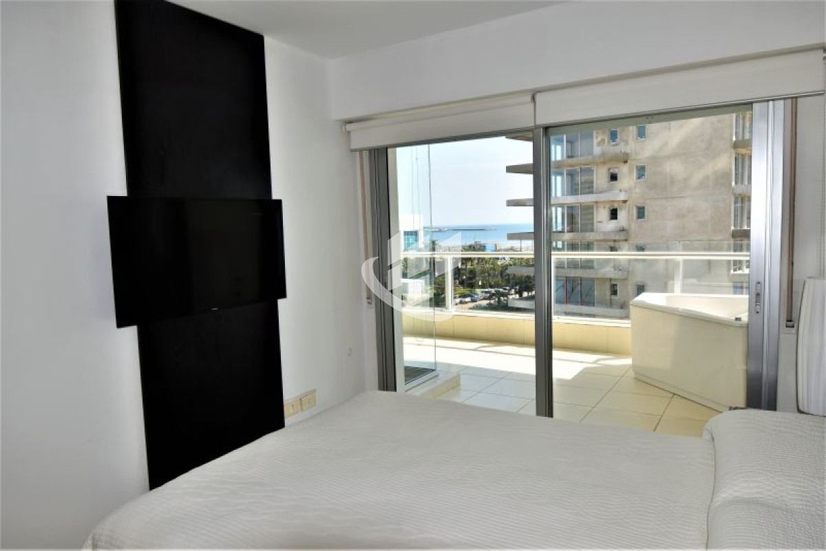 Apartamento ID.153 - Apartamento en alquiler temporario Playa Mansa 2 dormitorios