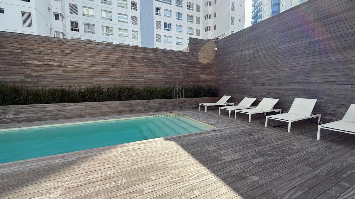 Apartamento ID.3739 - Apartamento de un domitorio en Venta y Alquiler, en Playa Mansa - Punta del Este, Ubicado frente  al Enjoy