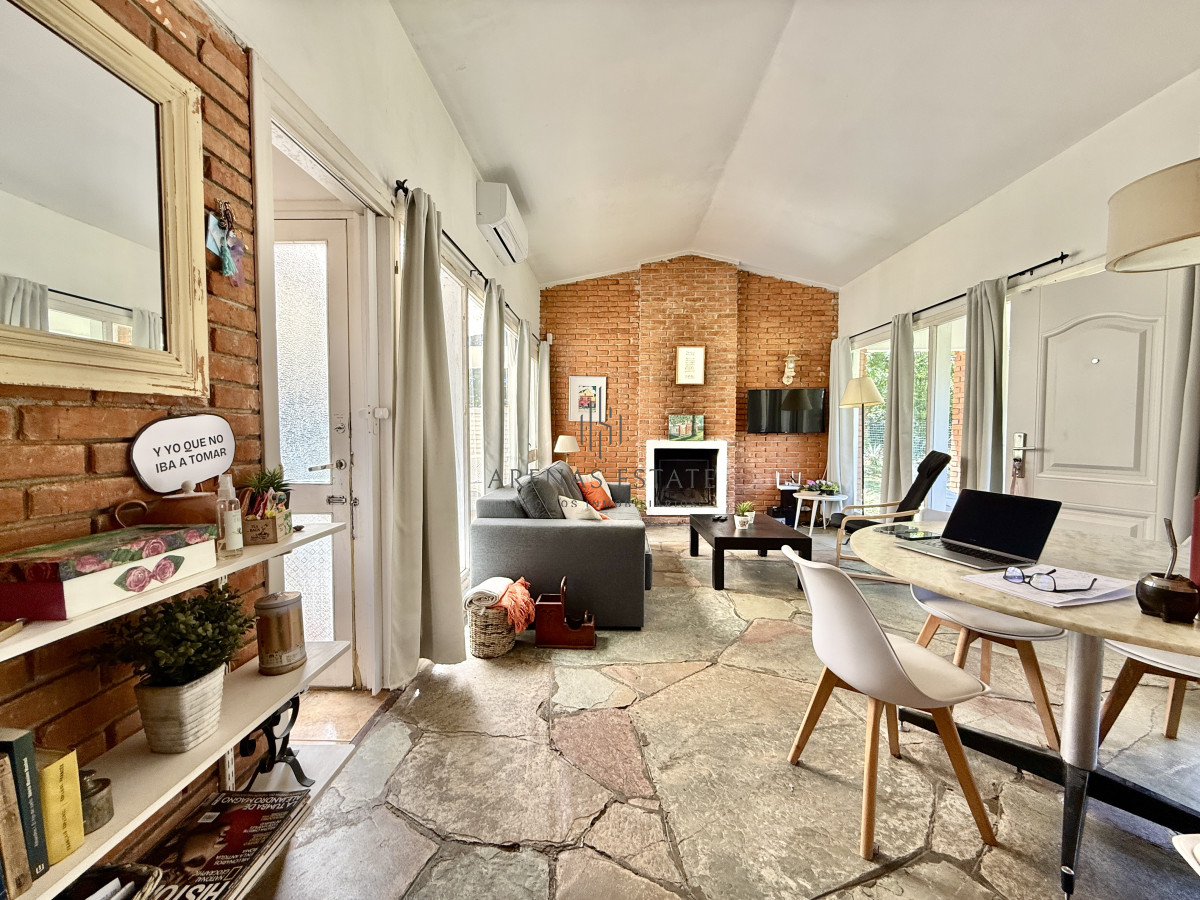 Casa ID.4175 - Casa en venta - Ubicación estratégica y gran terreno