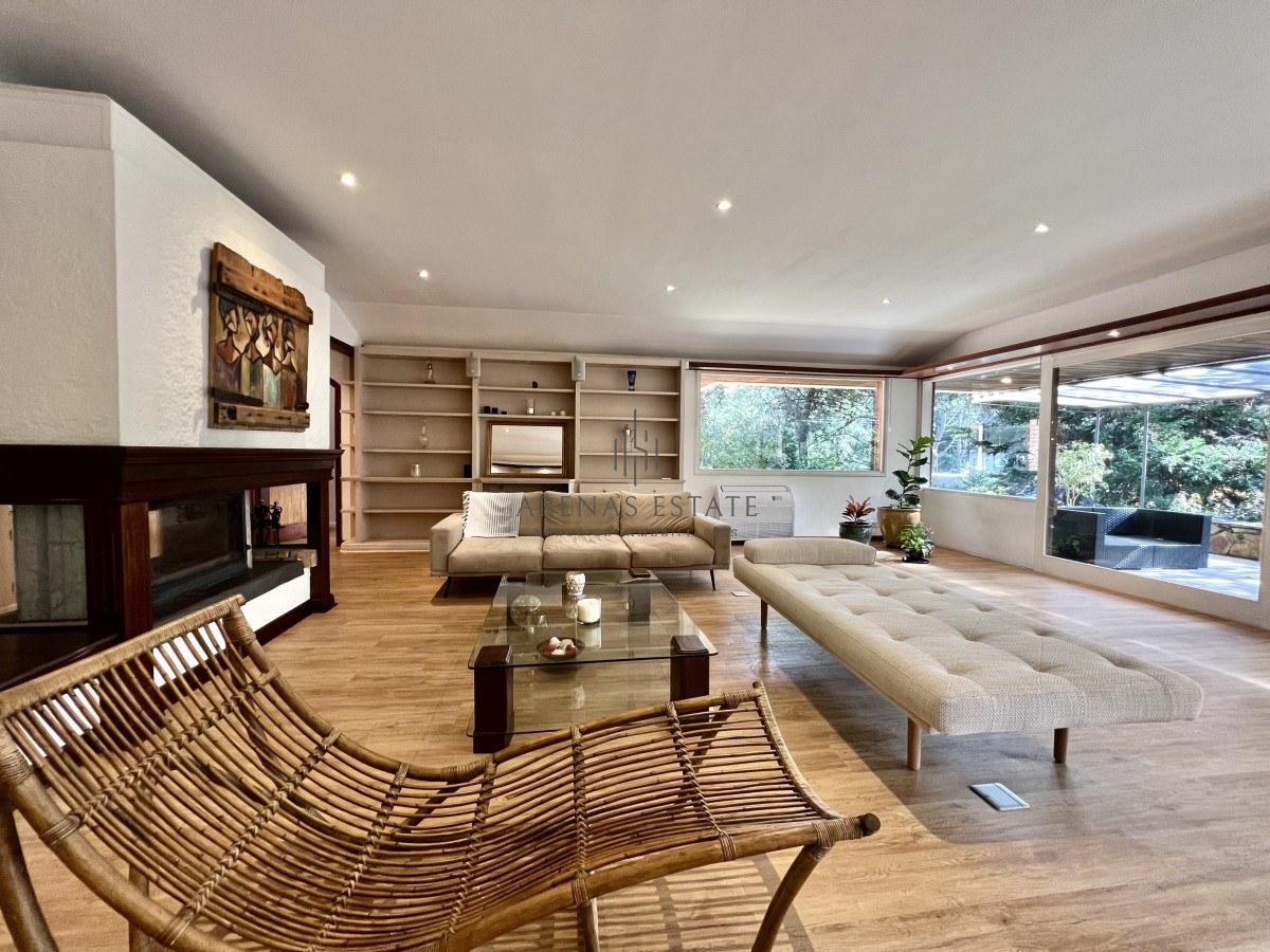 Casa ID.2967 - Venta de Casa 4 DORMITORIOS en Club del Lago golf, Punta Ballena, Punta del Este