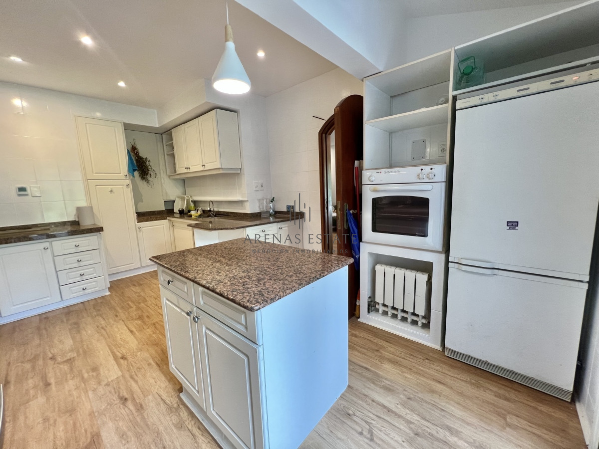 Casa ID.2967 - Venta de Casa 4 DORMITORIOS en Club del Lago golf, Punta Ballena, Punta del Este