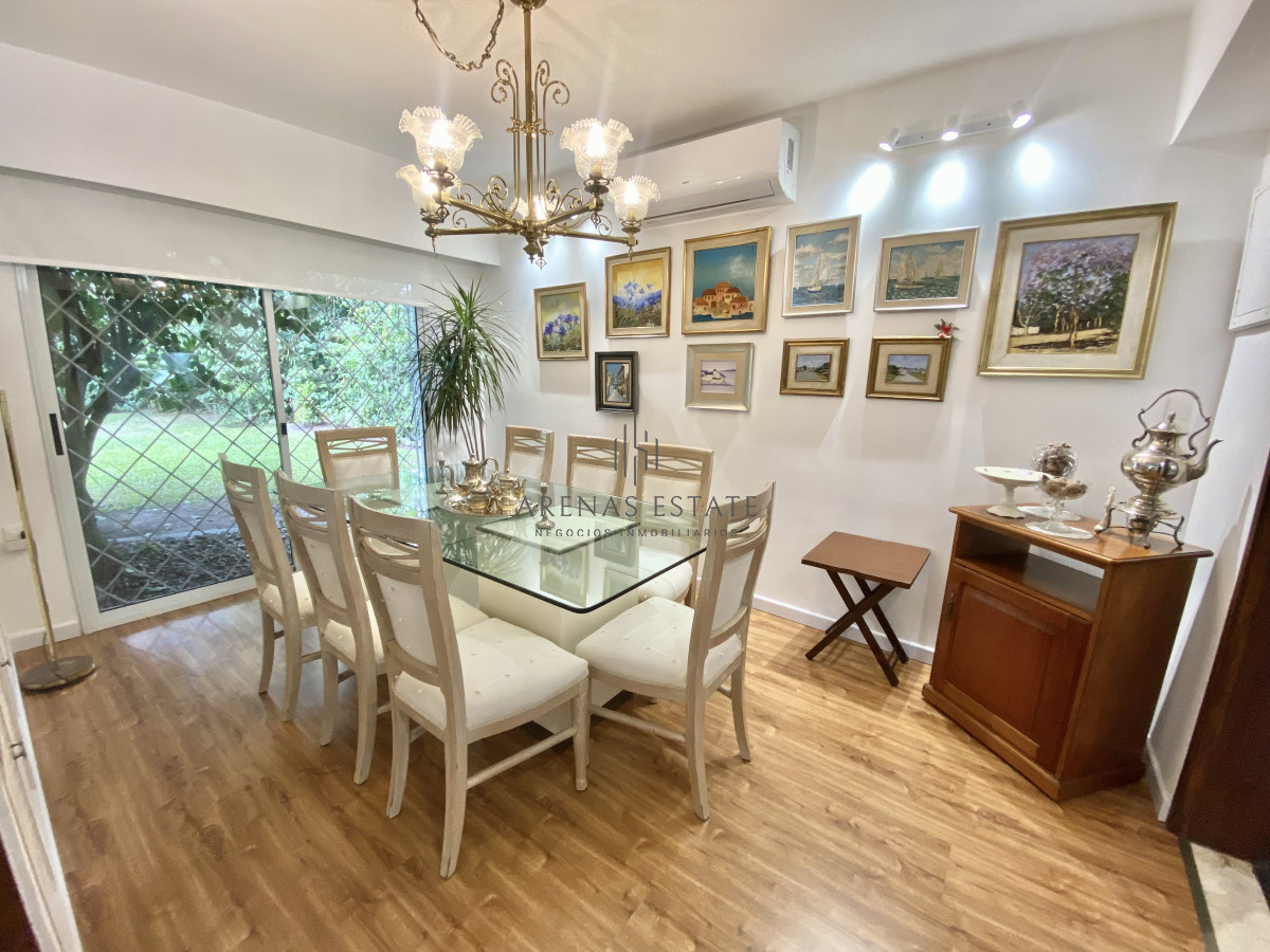 Casa ID.3816 - Casa en venta en Barrio Cantegril Punta del Este 