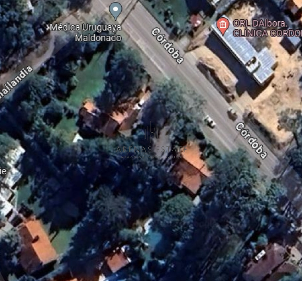 Casa ID.2965 - Importante punto en alquiler!