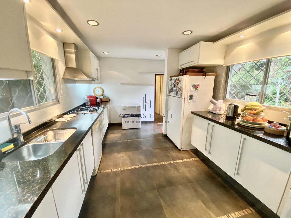 Casa ID.3816 - Casa en venta en Barrio Cantegril Punta del Este 