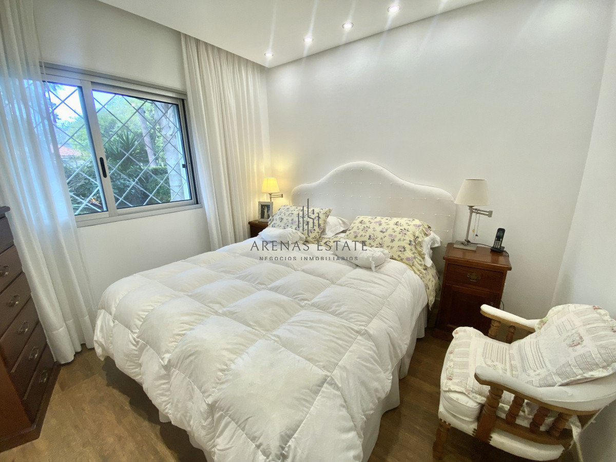 Casa ID.3816 - Casa en venta en Barrio Cantegril Punta del Este 