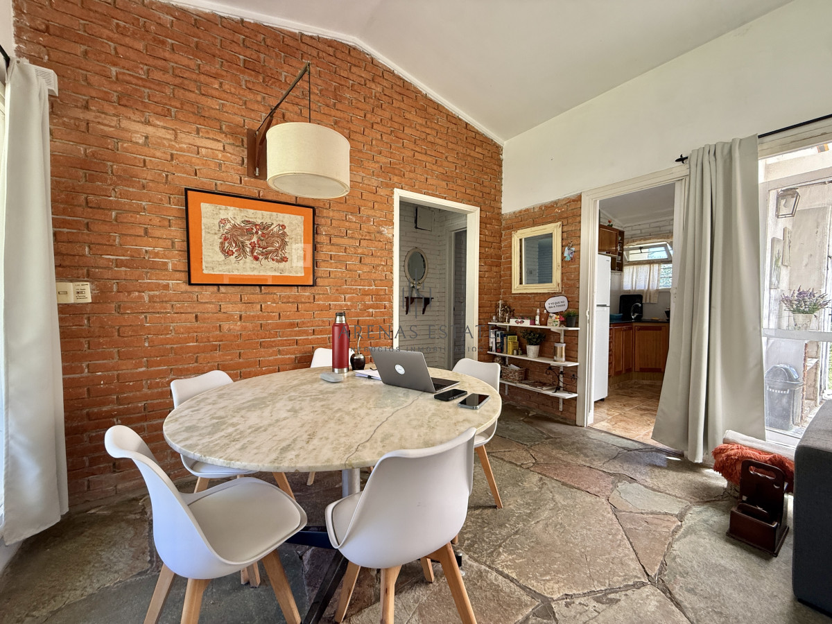 Casa ID.4175 - Casa en venta - Ubicación estratégica y gran terreno