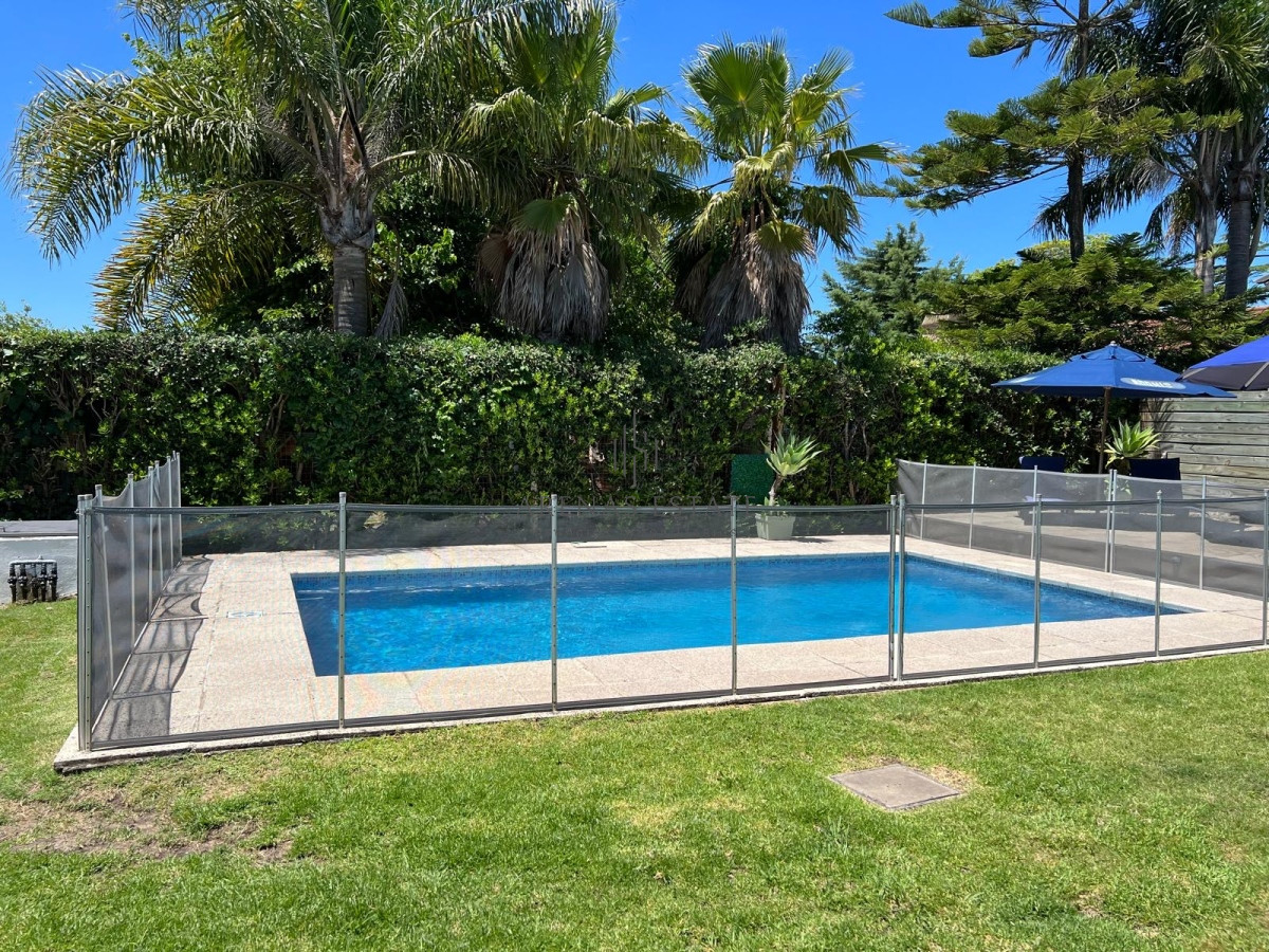 Casa ID.3867 - Casa en Alquiler en Jardines de Córdoba. 6 dormitorios y piscina climatizada