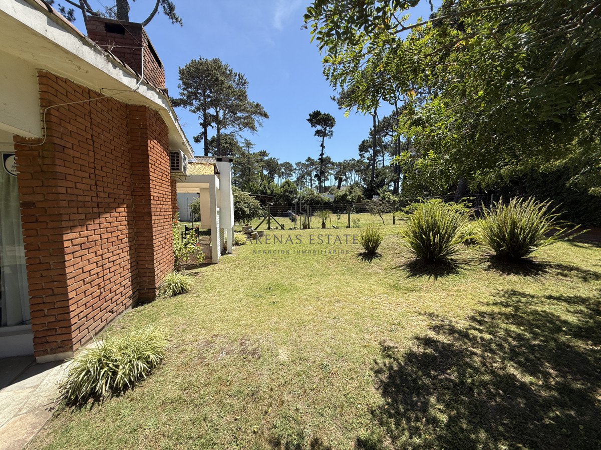 Casa ID.4175 - Casa en venta - Ubicación estratégica y gran terreno