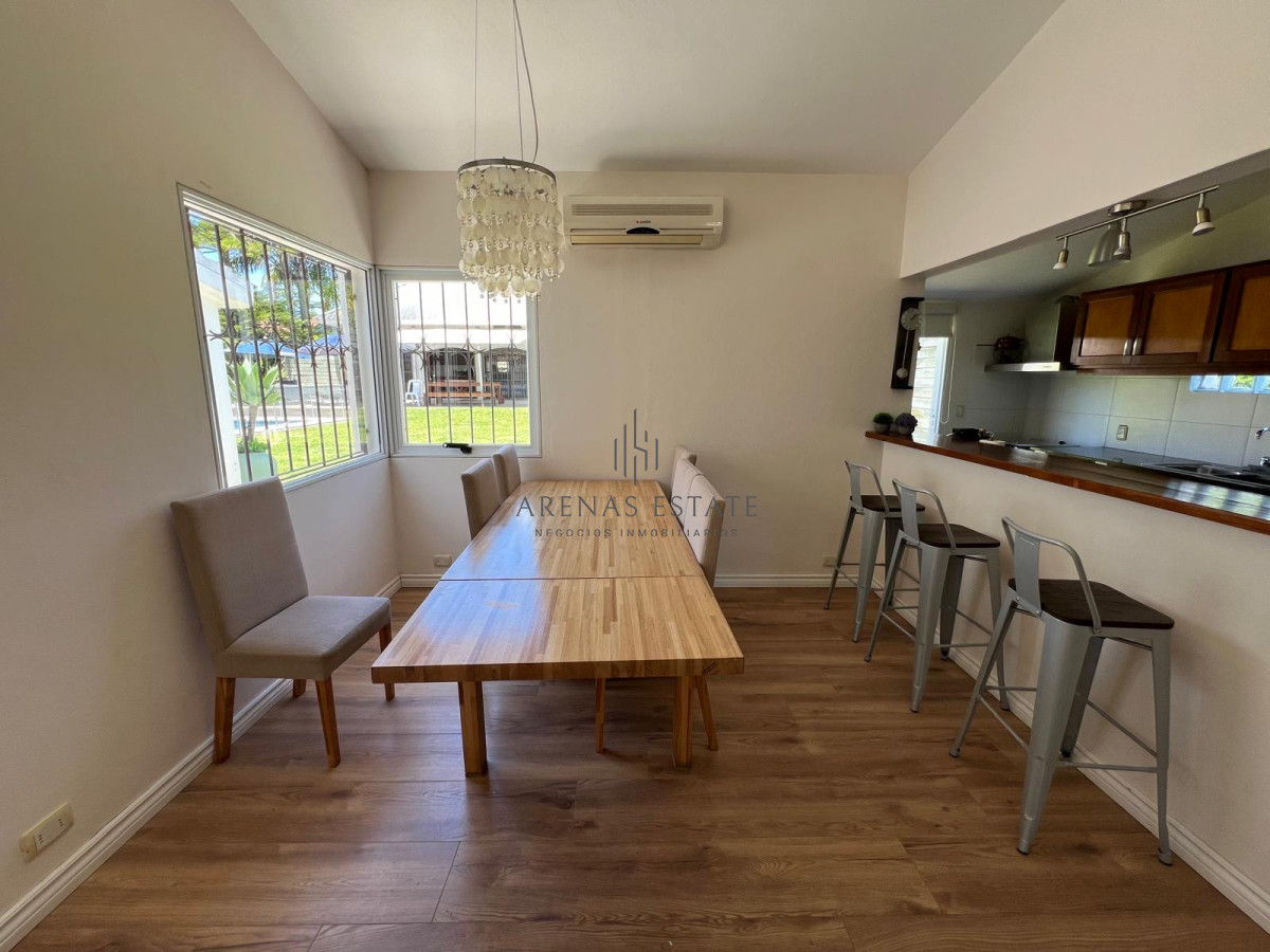 Casa ID.3867 - Casa en Alquiler en Jardines de Córdoba. 6 dormitorios y piscina climatizada