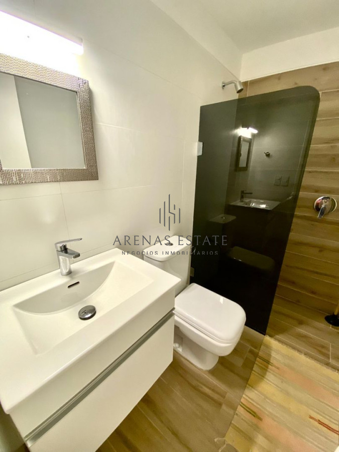 Casa ID.2178 - Casa en alquiler temporario Playa Mansa 4 dormitorios