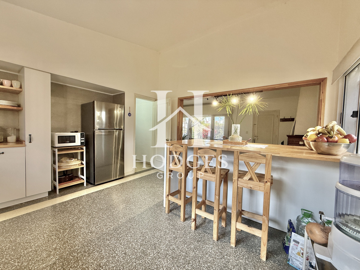 Casa ID.642 - OPORTUNIDAD CASA EN PLAYA MANSA EN 4 DORMITORIOS ZONA CON POTENCIAL COMERCIAL