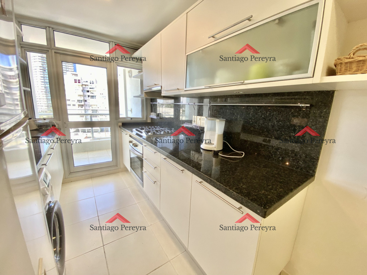 Apartamento ID.17060 - Apartamento en alquiler temporario Playa Mansa 2 dormitorios