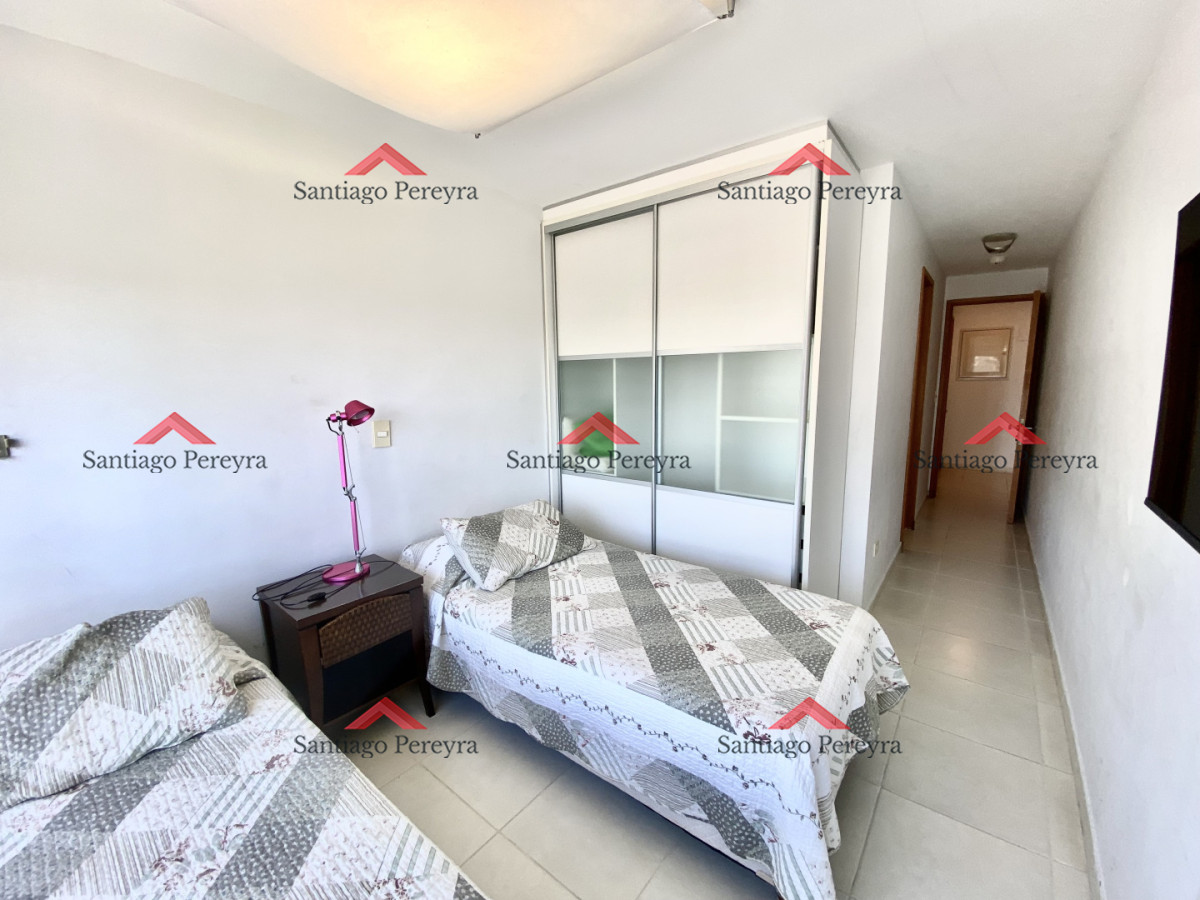 Apartamento ID.17060 - Apartamento en alquiler temporario Playa Mansa 2 dormitorios