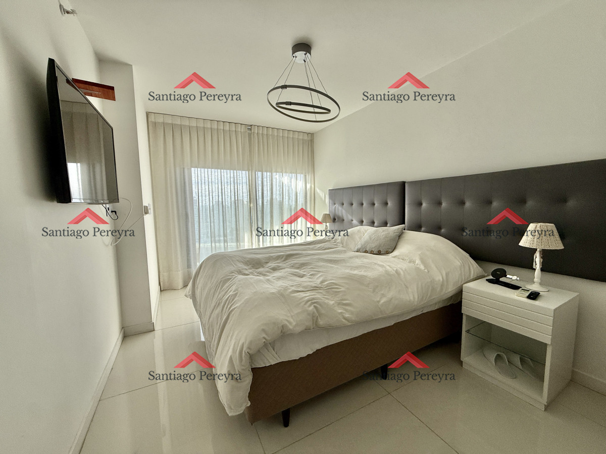 Apartamento ID.16725 - OPORTUNIDAD APARTAMENTO 2 DORMITORIOS EN TORRE DE CATEGORIA CON EXELENT VISTA Y TODOS LOS SERVICIOS 