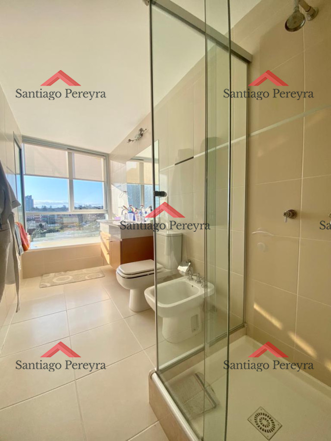 Apartamento ID.14756 - Apartamento 3 dormitorios en Playa Mansa Punta del Este