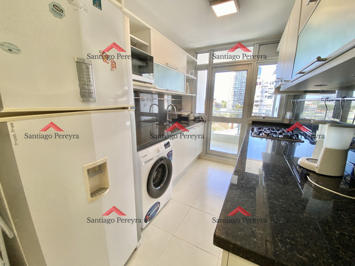 Apartamento ID.17060 - Apartamento en alquiler temporario Playa Mansa 2 dormitorios