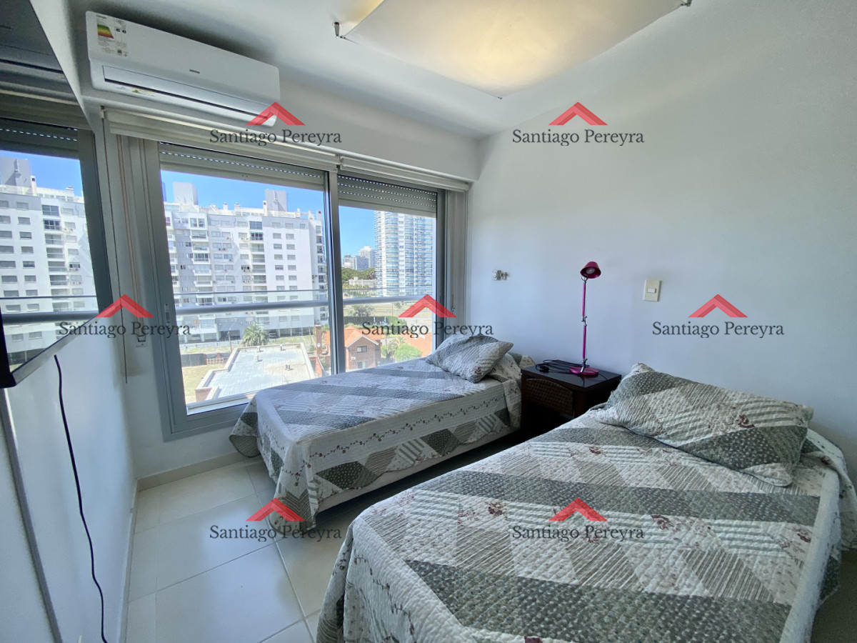 Apartamento ID.17060 - Apartamento en alquiler temporario Playa Mansa 2 dormitorios