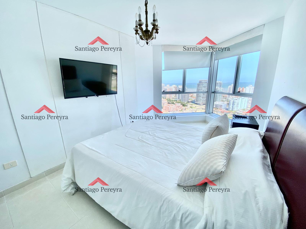 Apartamento ID.15899 - Apartamento en alquiler temporario Playa Mansa 3 dormitorios