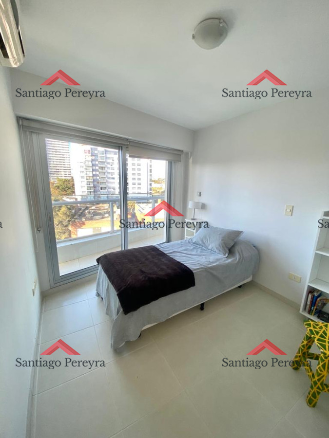 Apartamento ID.14756 - Apartamento 3 dormitorios en Playa Mansa Punta del Este