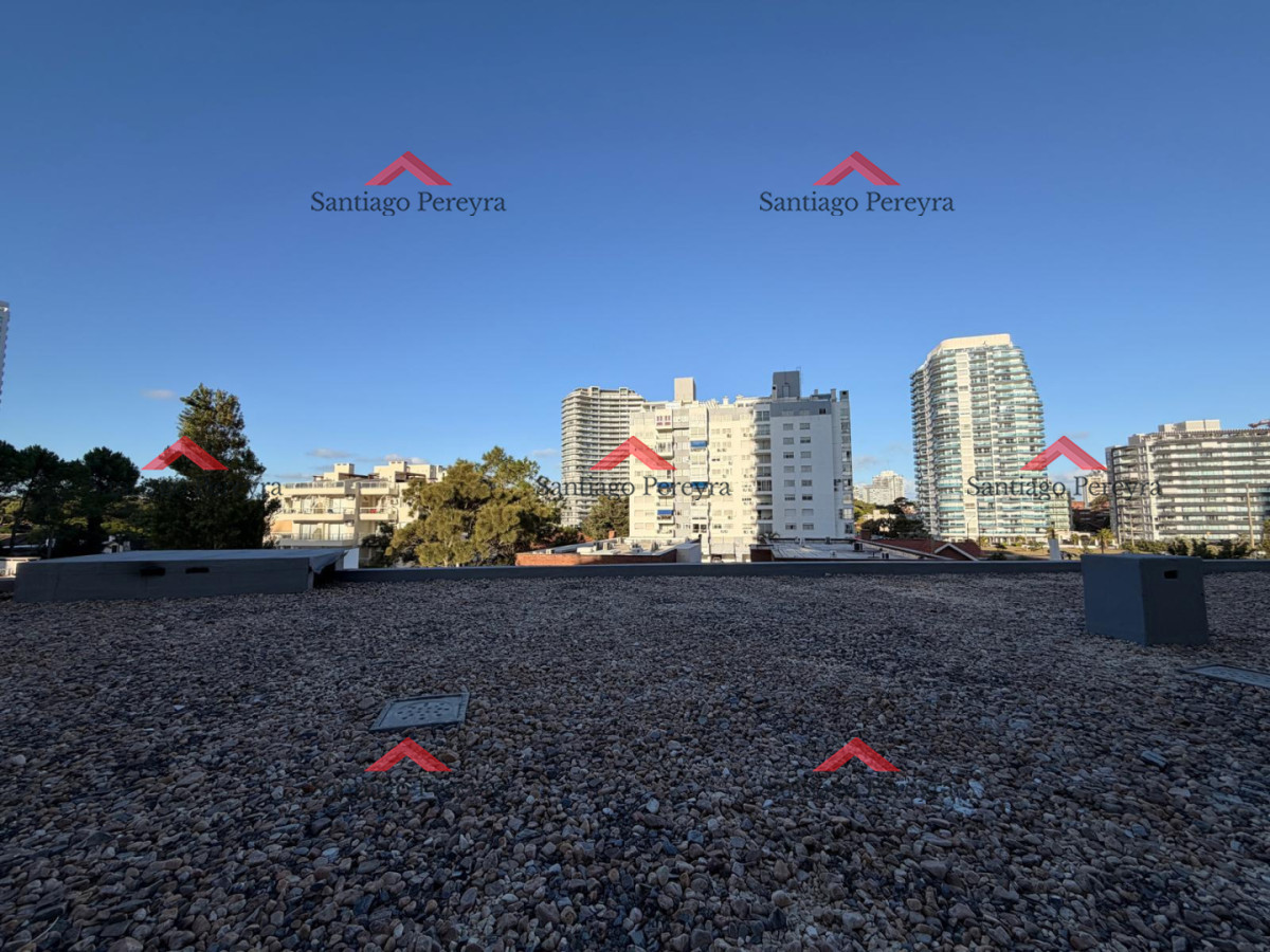 Apartamento ID.17062 - APARTAMENTO VENTA SEASONS TOWER 2 DORMITORIOS MAS SERVICIO