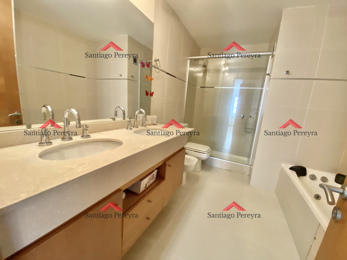 Apartamento ID.17060 - Apartamento en alquiler temporario Playa Mansa 2 dormitorios