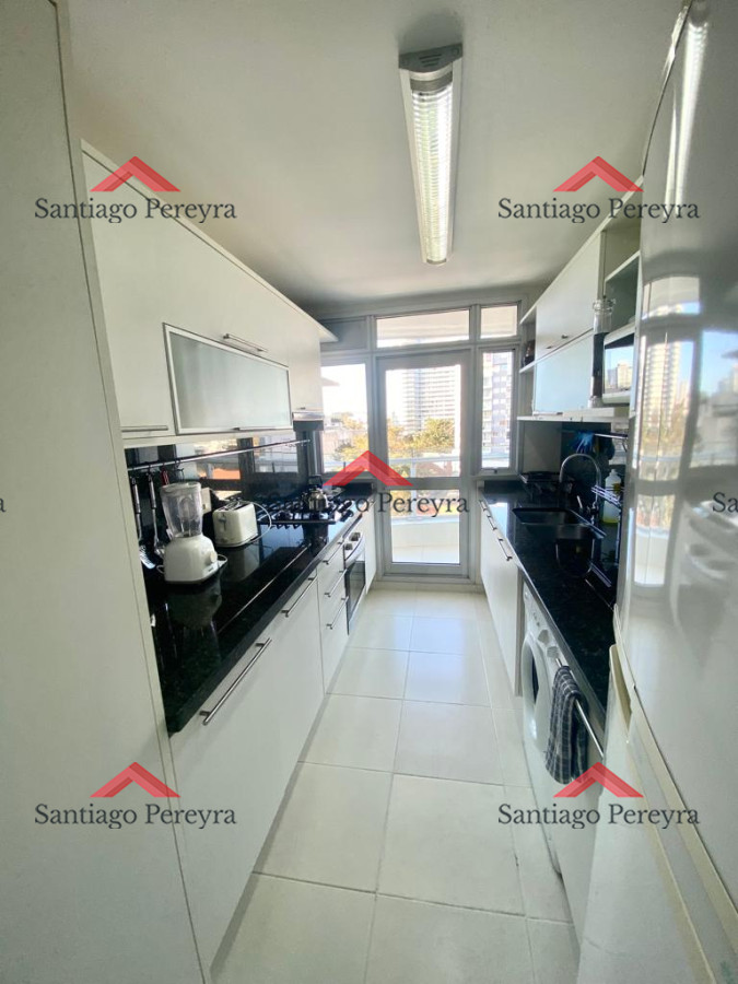 Apartamento ID.14756 - Apartamento 3 dormitorios en Playa Mansa Punta del Este