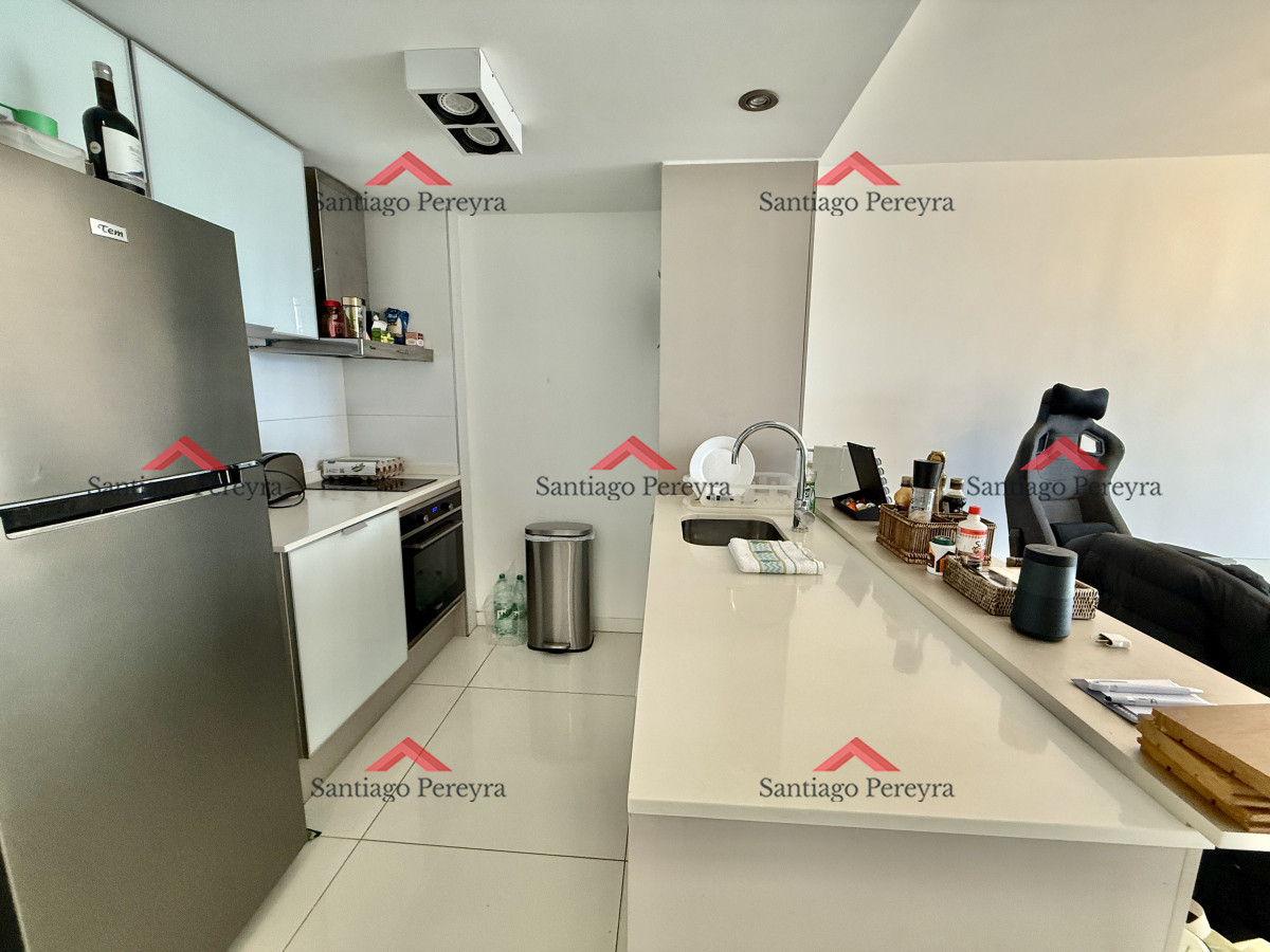 Apartamento ID.16725 - OPORTUNIDAD APARTAMENTO 2 DORMITORIOS EN TORRE DE CATEGORIA CON EXELENT VISTA Y TODOS LOS SERVICIOS 