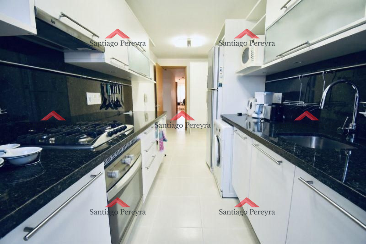 Apartamento ID.17060 - Apartamento en alquiler temporario Playa Mansa 2 dormitorios