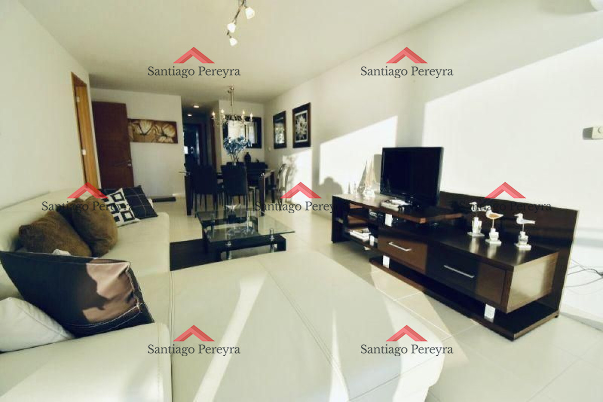 Apartamento ID.14301 - Apartamento en venta Playa Mansa 2 dormitorios