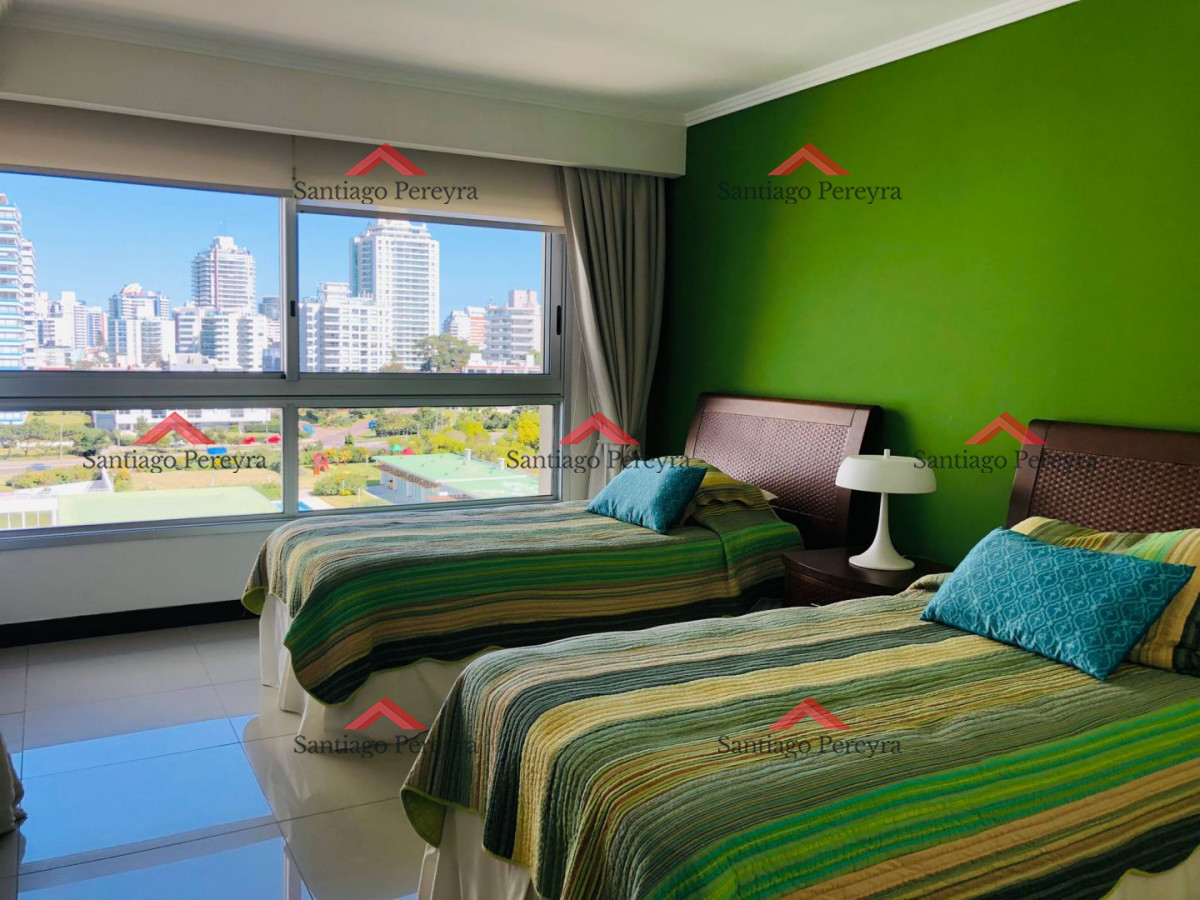 Apartamento ID.12952 - Apartamento en venta Playa Brava 3 dormitorios