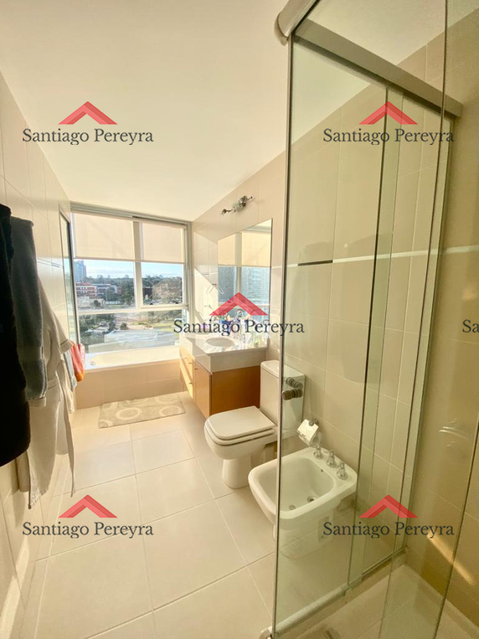 Apartamento ID.14756 - Apartamento 3 dormitorios en Playa Mansa Punta del Este