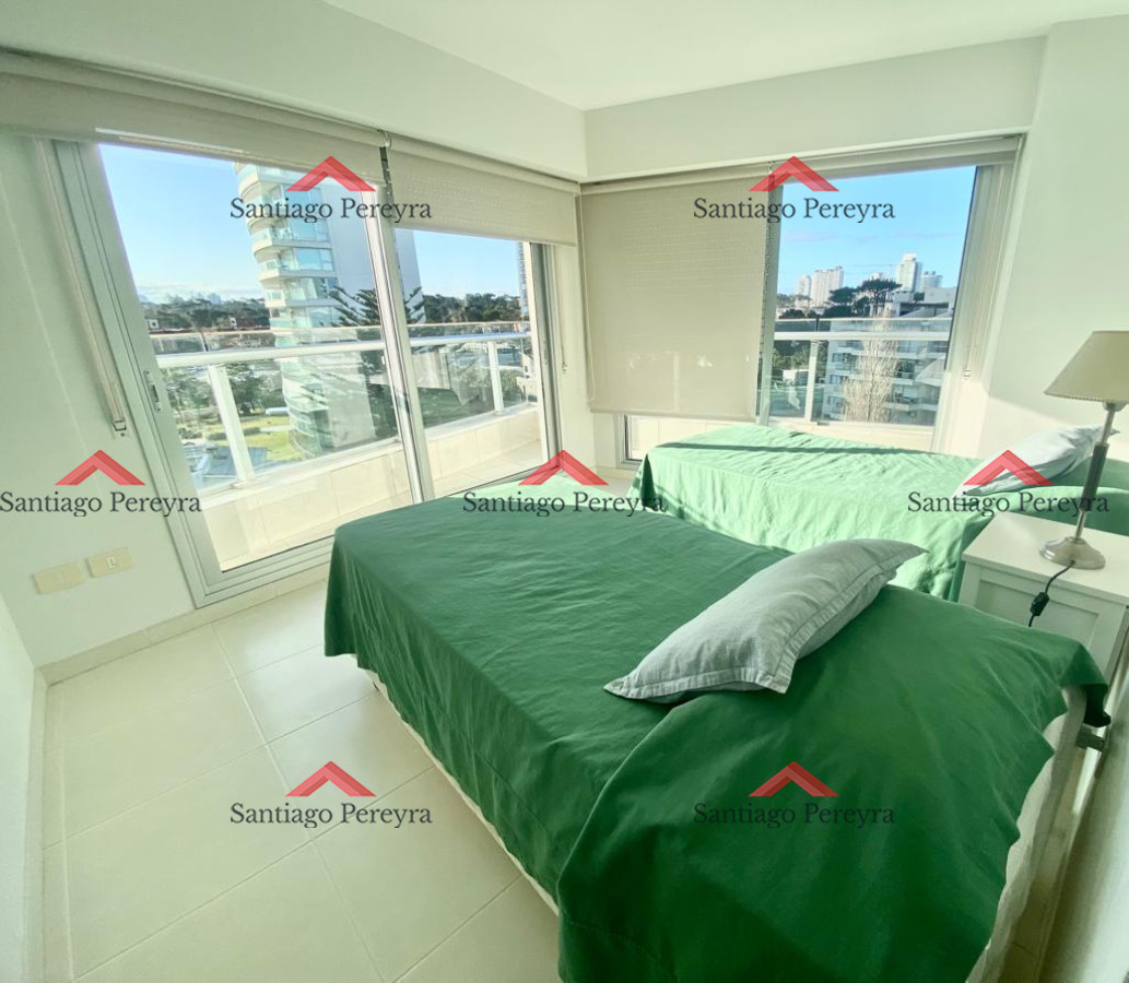 Apartamento ID.14756 - Apartamento 3 dormitorios en Playa Mansa Punta del Este