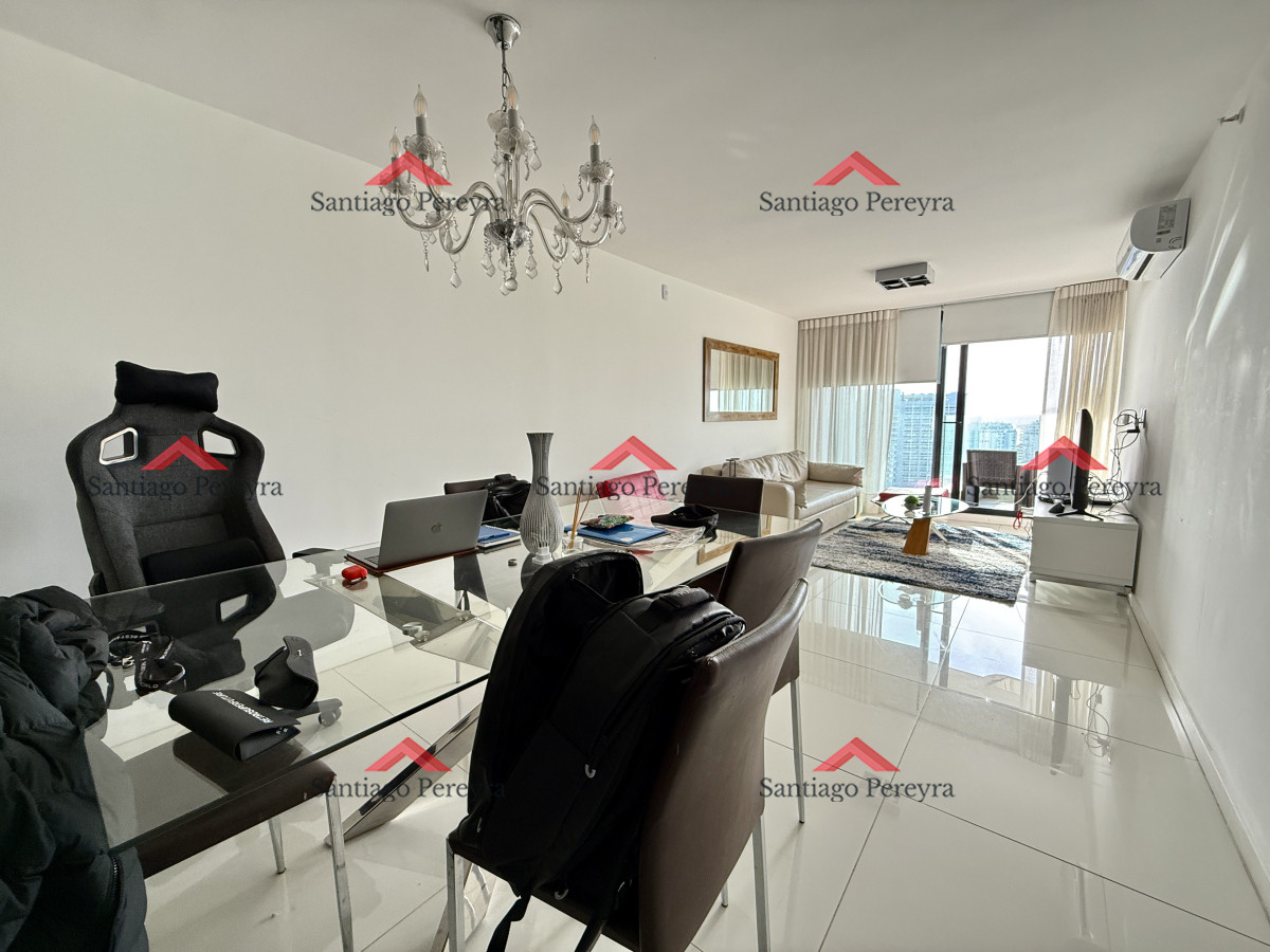 Apartamento ID.16725 - OPORTUNIDAD APARTAMENTO 2 DORMITORIOS EN TORRE DE CATEGORIA CON EXELENT VISTA Y TODOS LOS SERVICIOS 