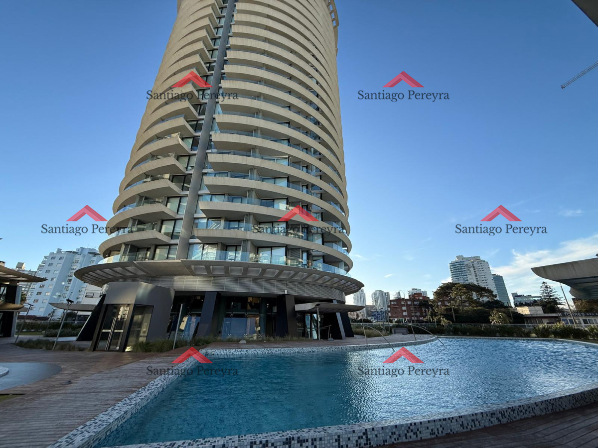 Apartamento ID.16725 - OPORTUNIDAD APARTAMENTO 2 DORMITORIOS EN TORRE DE CATEGORIA CON EXELENT VISTA Y TODOS LOS SERVICIOS 