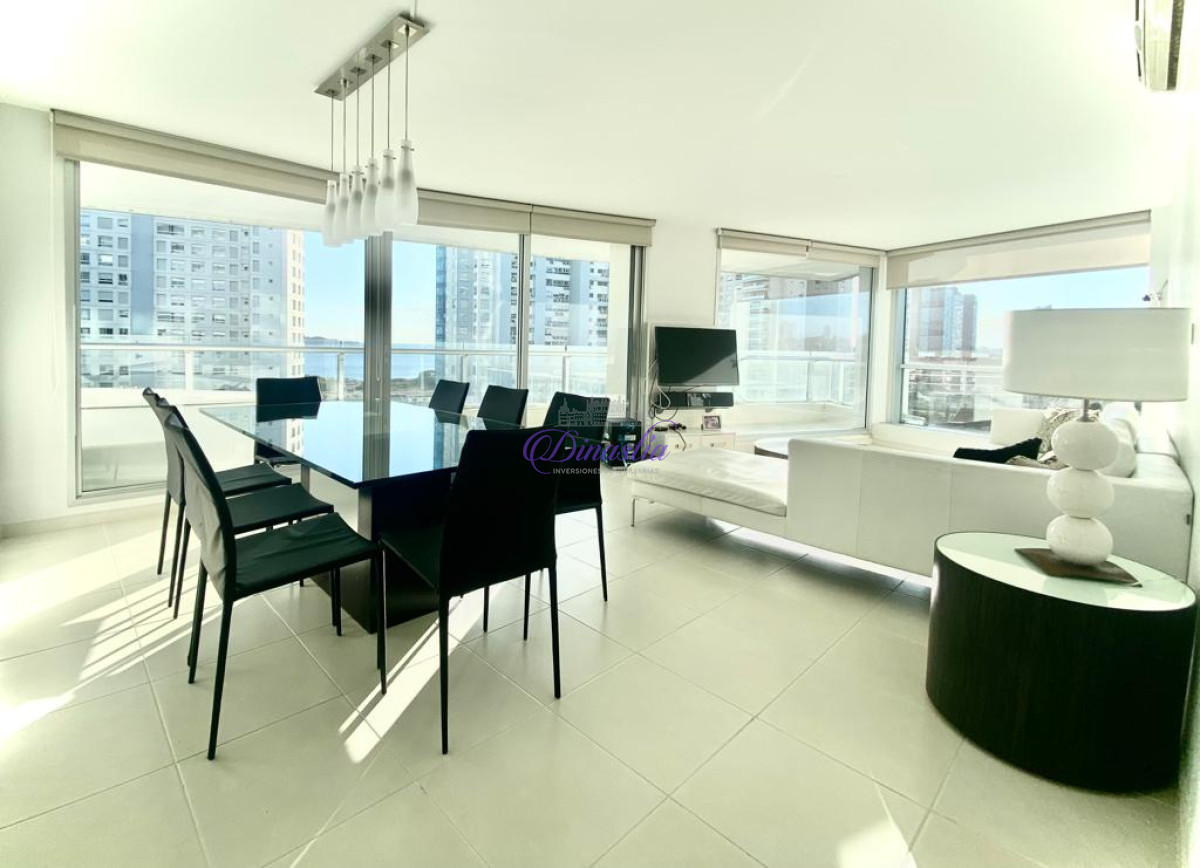 Apartamento ID.406 - Venta y Alquiler Apartamento de 3 dormitorios en Playa Mansa, Punta del Este