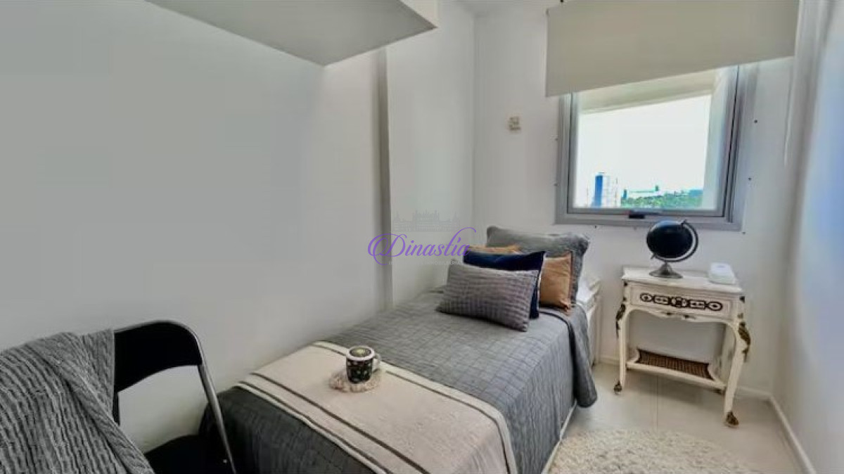 Apartamento ID.440 - Alquiler y Venta Apartamento de 3 dormitorios en Playa Brava, Punta del Este