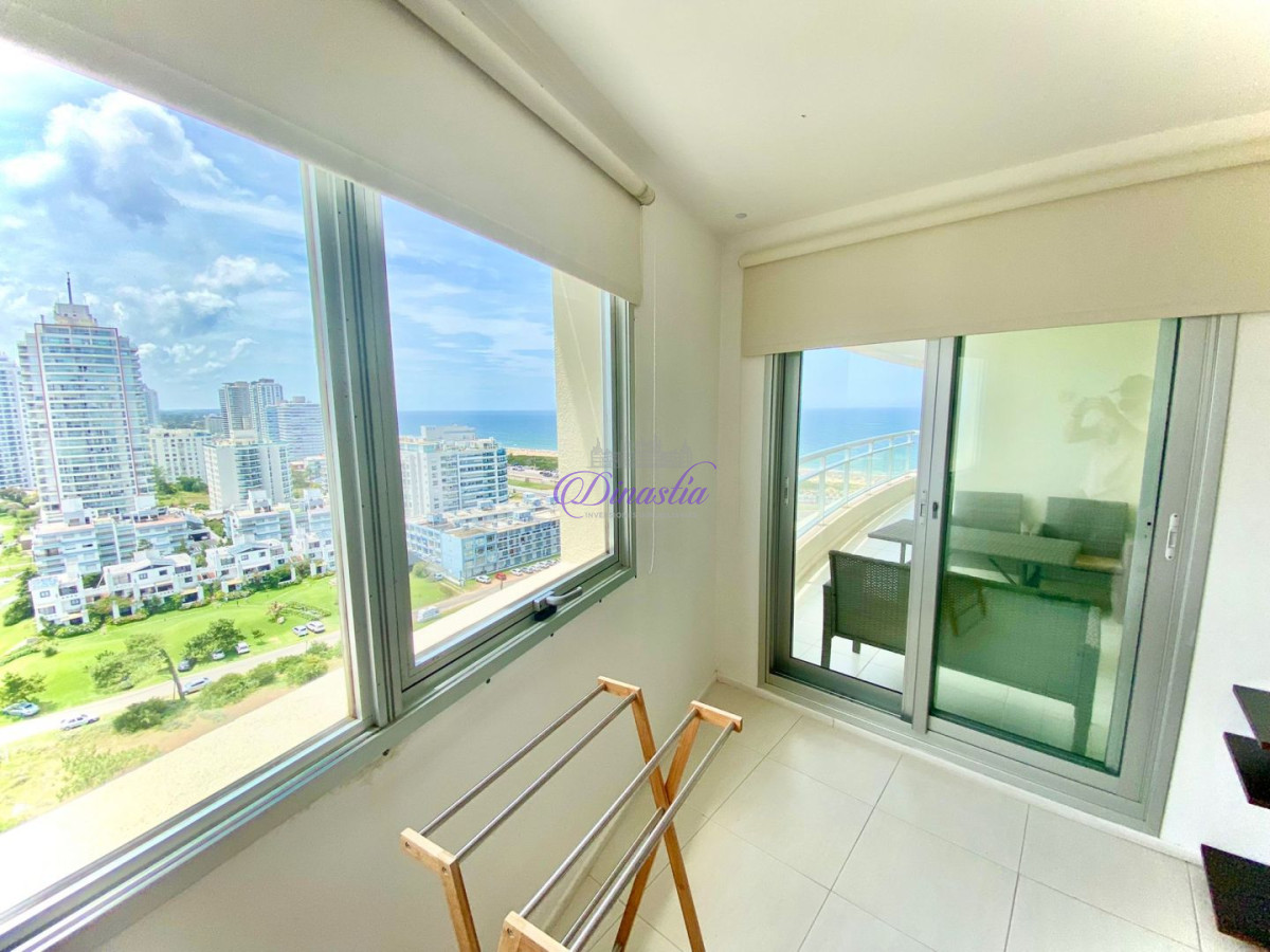 Apartamento ID.440 - Alquiler y Venta Apartamento de 3 dormitorios en Playa Brava, Punta del Este