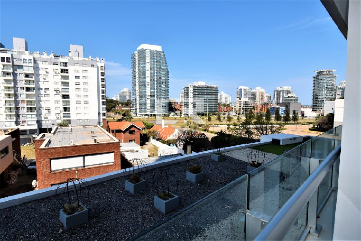 Apartamento ID.506 - Apartamento en alquiler temporario Playa Mansa 2 dormitorios