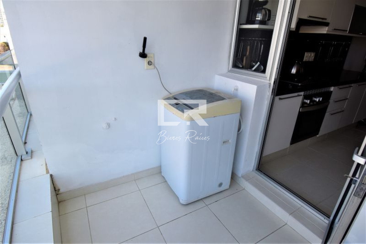 Apartamento ID.506 - Apartamento en alquiler temporario Playa Mansa 2 dormitorios