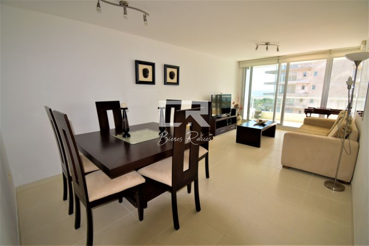 Apartamento ID.506 - Apartamento en alquiler temporario Playa Mansa 2 dormitorios