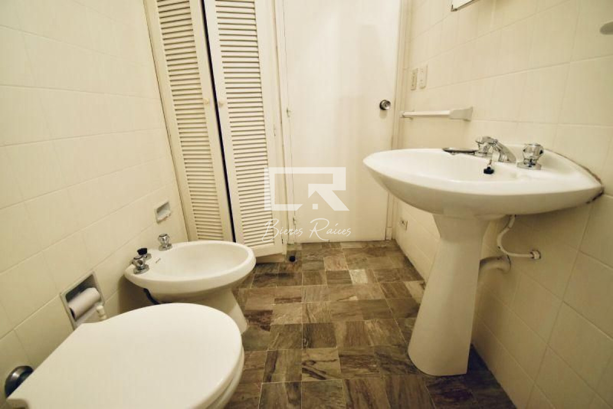 Apartamento ID.161 - Venta de Apartamento 2 DORMITORIOS en Península, Punta del Este.
