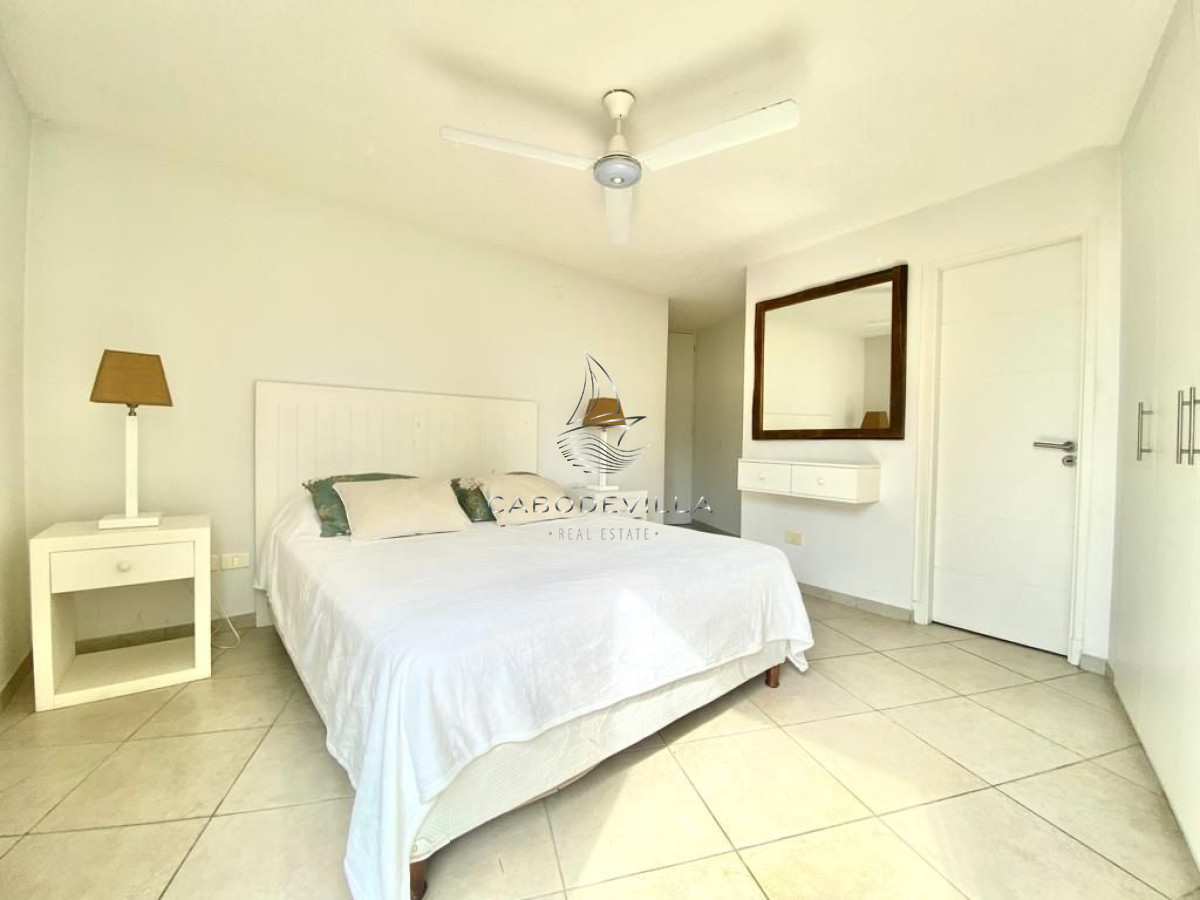 Apartamento ID.676 - Apartamento en alquiler temporario Playa Brava 3 dormitorios
