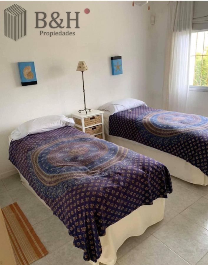 Casa ID.7535 - OPORTUNIDAD CASA A REFACCIONAR 3 DORMTORIOS EN LA BARRA, EL TESORO EXCELENTE UBICACION