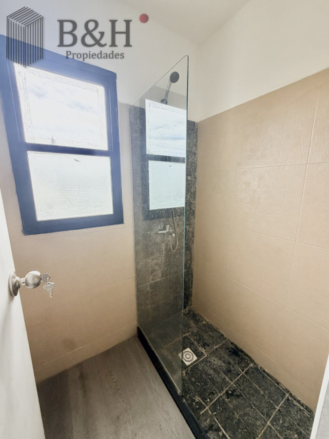 Casa ID.7535 - OPORTUNIDAD CASA A REFACCIONAR 3 DORMTORIOS EN LA BARRA, EL TESORO EXCELENTE UBICACION