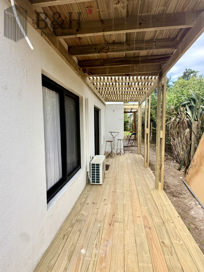 Casa ID.7535 - OPORTUNIDAD CASA A REFACCIONAR 3 DORMTORIOS EN LA BARRA, EL TESORO EXCELENTE UBICACION