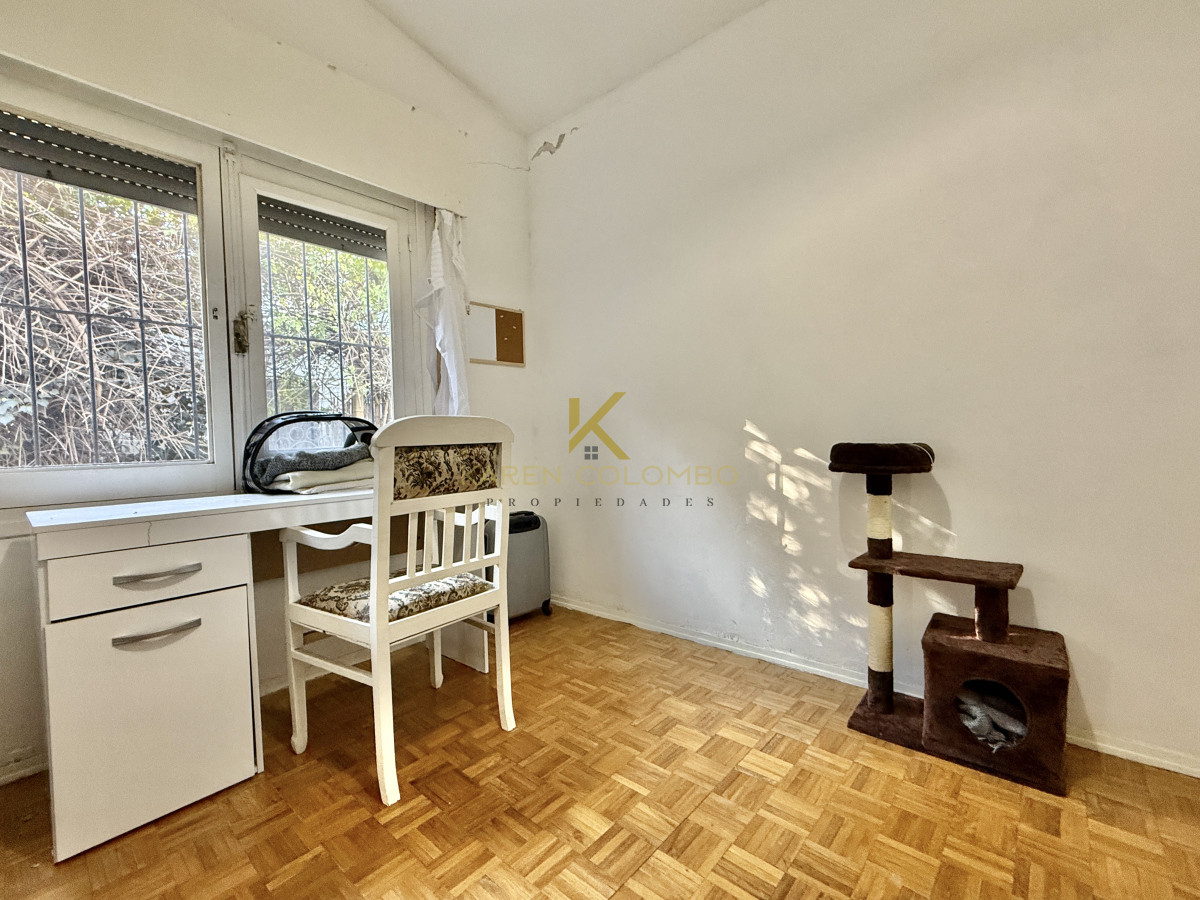 Casa ID.21096372 - OPORTUNIDAD CASA EN PLAYA MANSA EN 4 DORMITORIOS ZONA CON POTENCIAL COMERCIAL