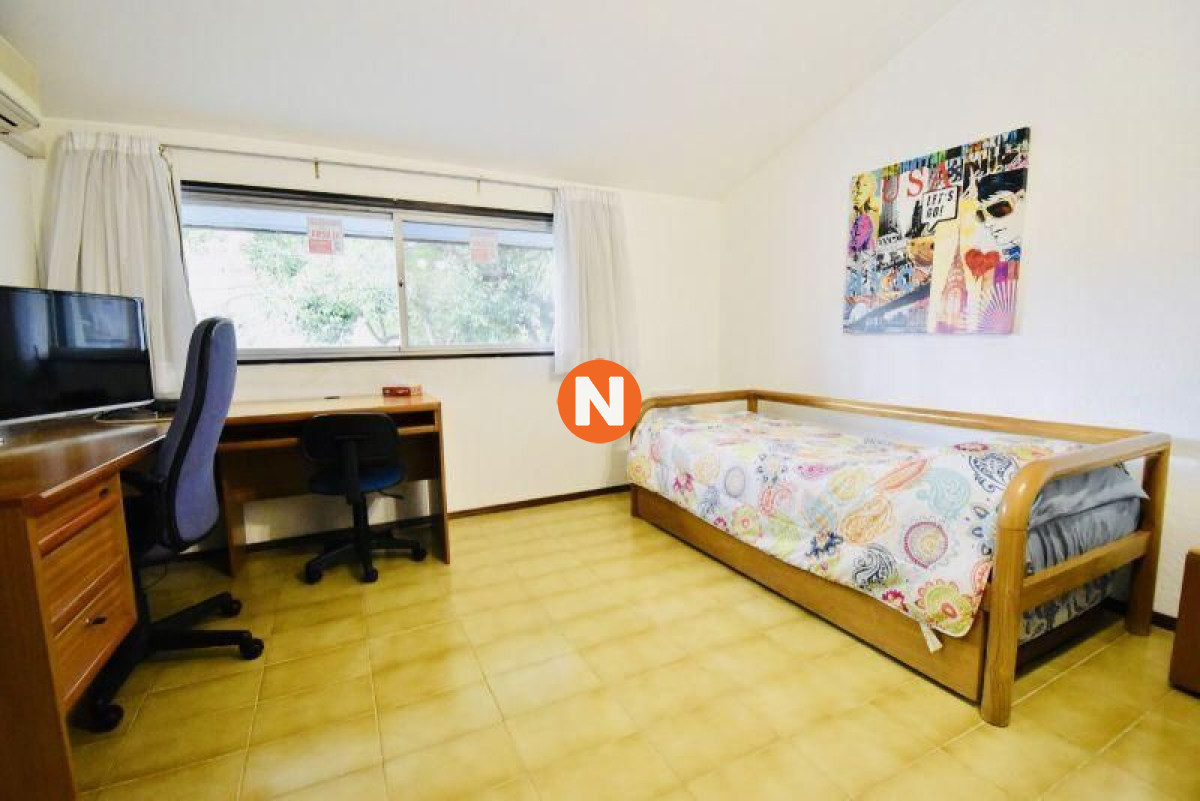 Casa Ref.223902 - Casa en alquiler temporario Lugano 4 dormitorios